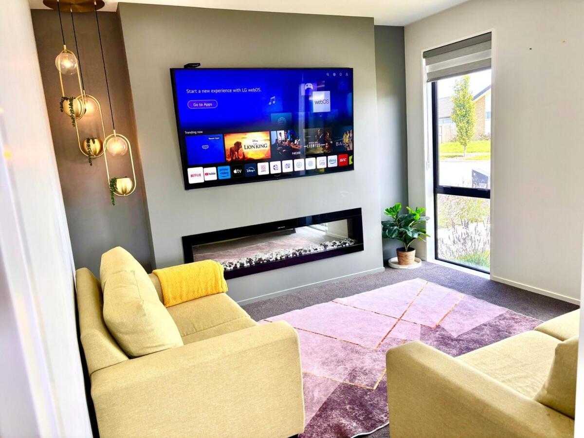 Modern Three Bedroom House Christchurch